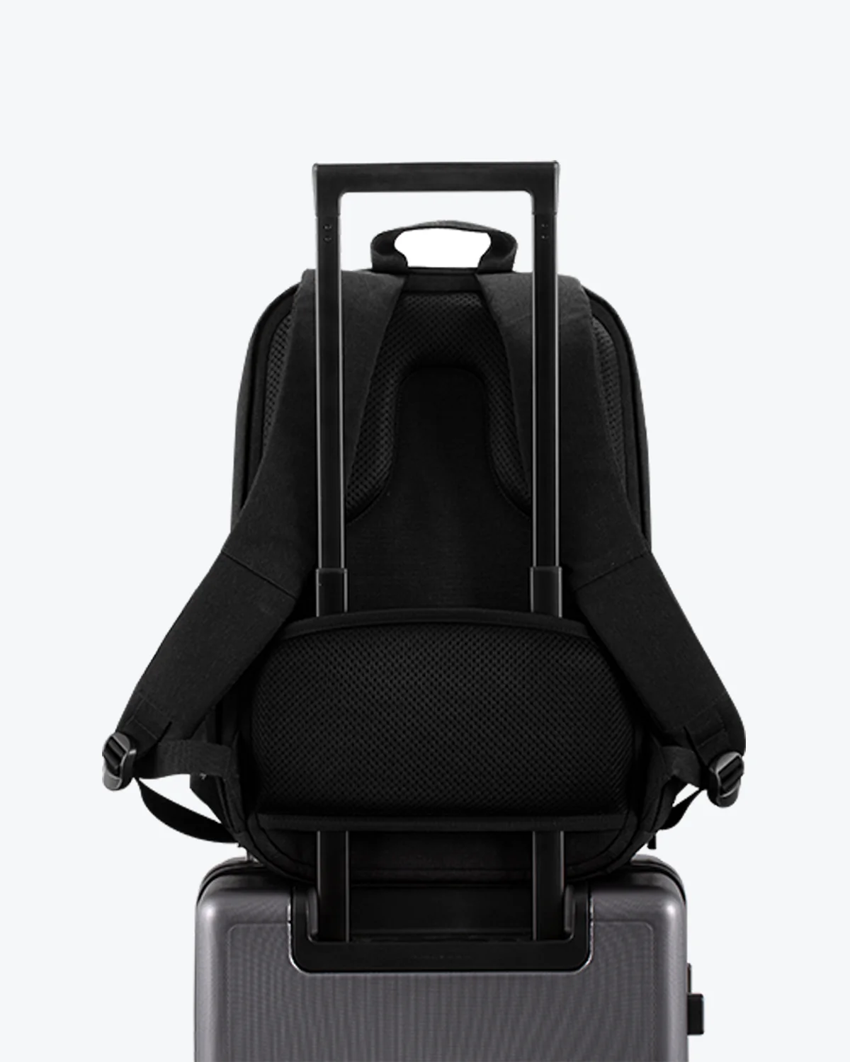 Atlas Pro Laptop Backpack - Image 9