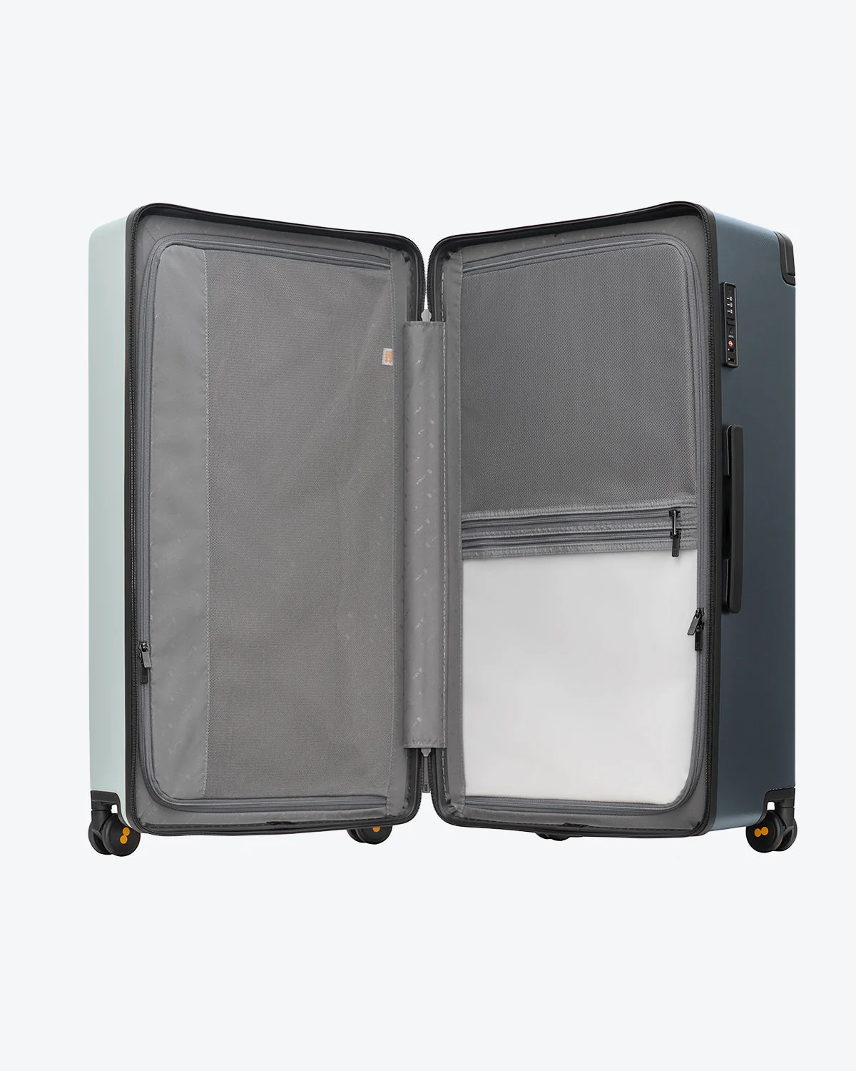 Voyageur Check-In 30''/ 28''/ 26'' - Image 240