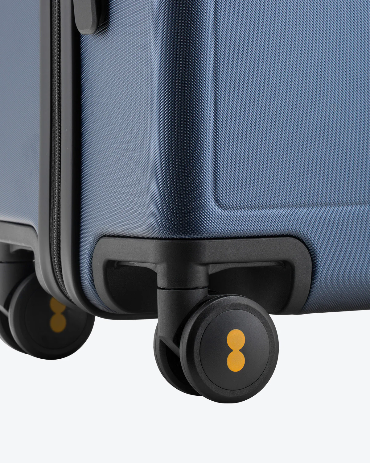 Luminous Textured Carry-On 18''/20'' - Image 149