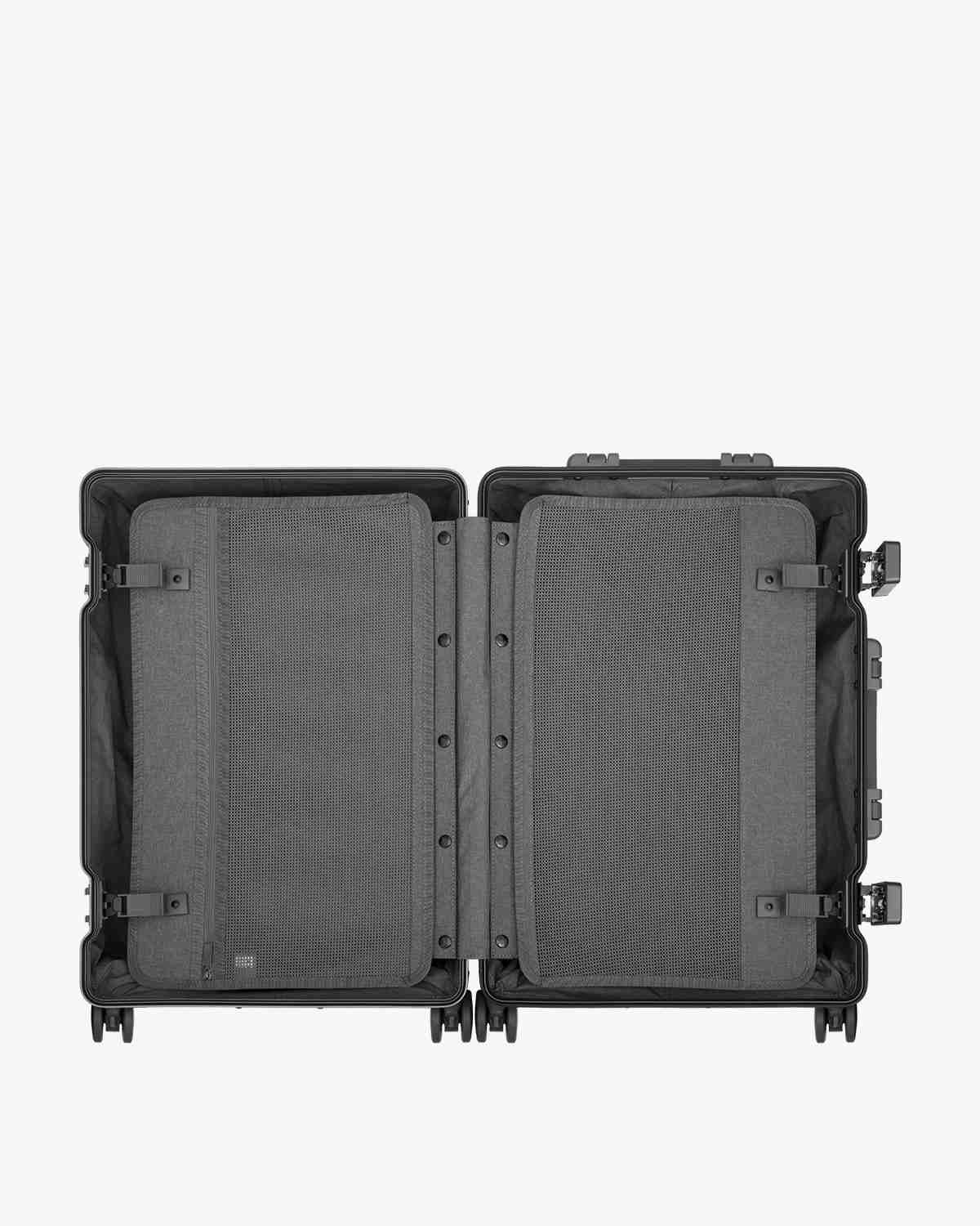 Gibraltar Aluminum Carry-On 20" - Image 19