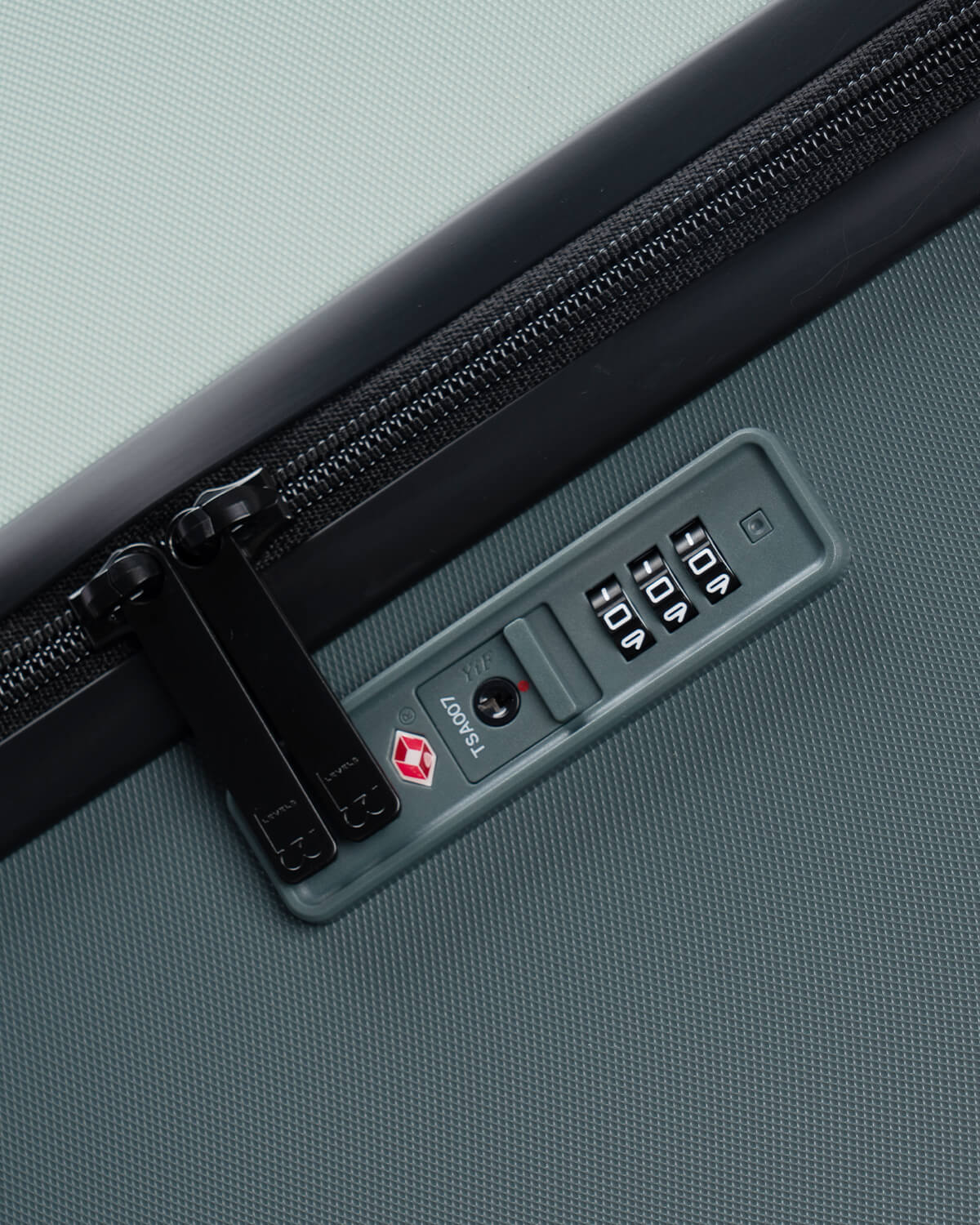 Voyageur Carry-On 20'' - Image 48