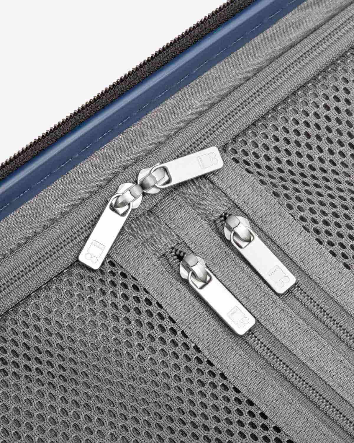 Voyageur Luggage and Urban Backpack Set - Image 43